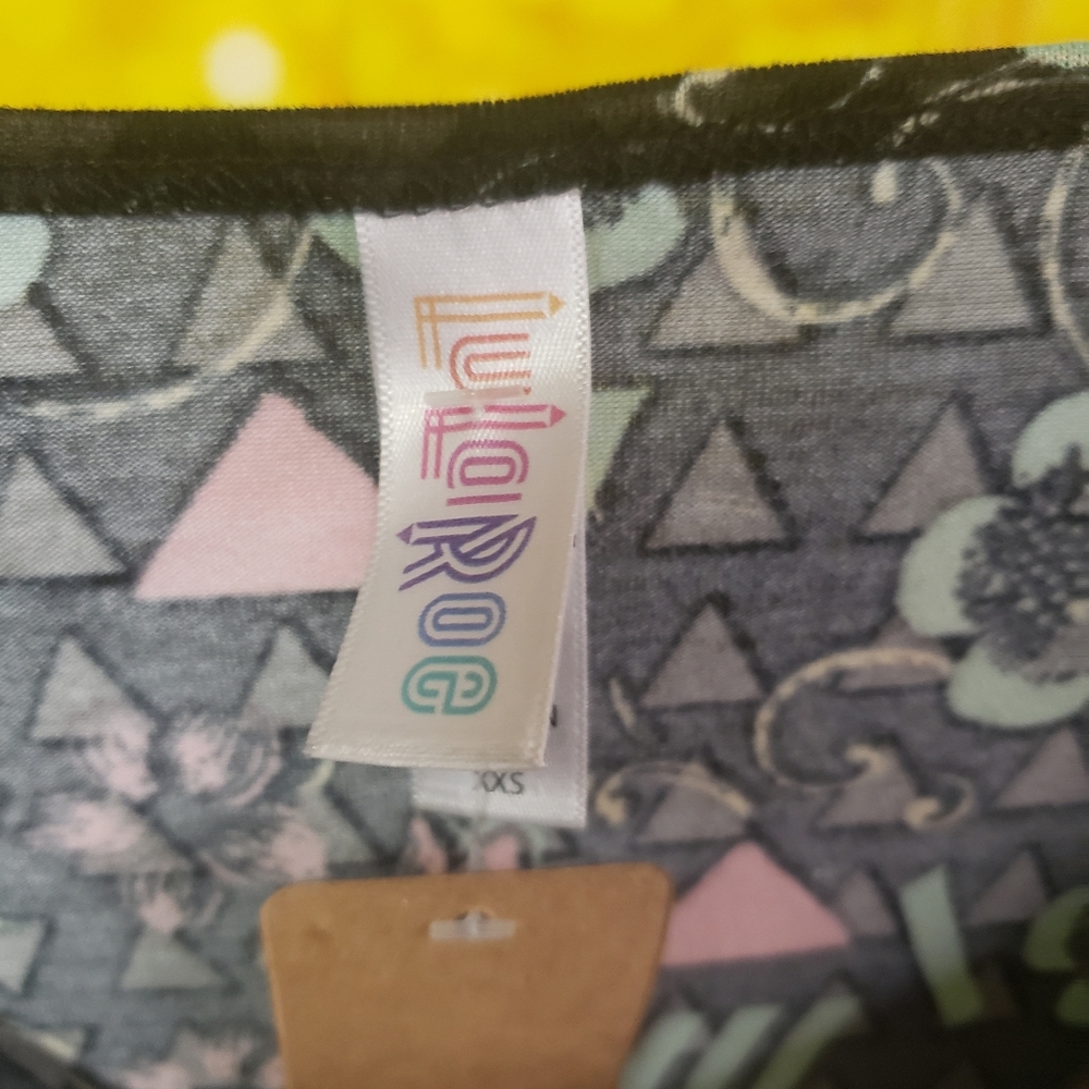 Lularoe - Picture 2 of 3